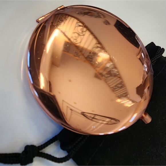 Rose Gold Compact Mirror with Gift Bag Stocking Stuffer Girlfriend Teacher New - Picture 4 of 4